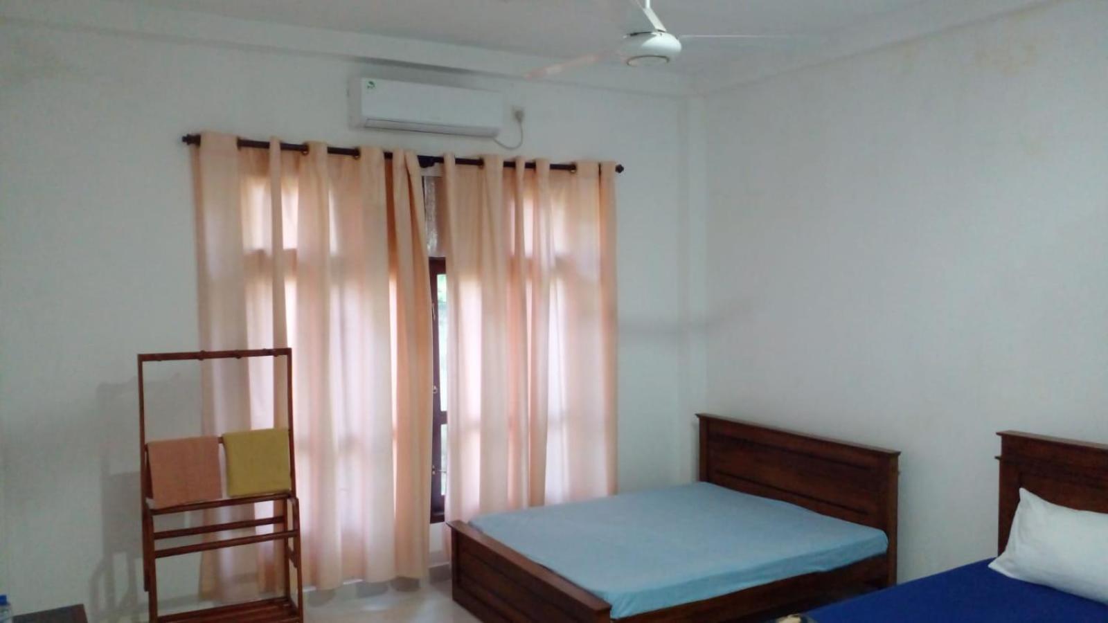 Bosadi Homestay カトゥナカヤ エクステリア 写真